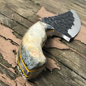 Knife with yellow inlay handle